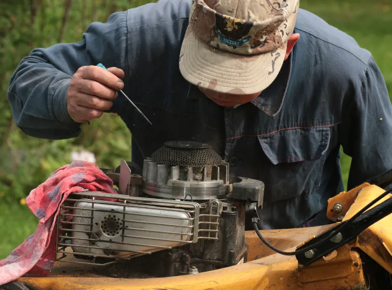 regular maintenance tips for yard maintence tools